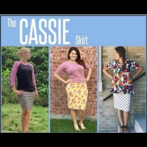 4 LuLaRoe Cassie Skirt - 3XL
